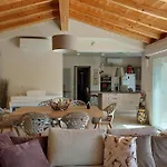 Casa Il Pino Tatil Evi
