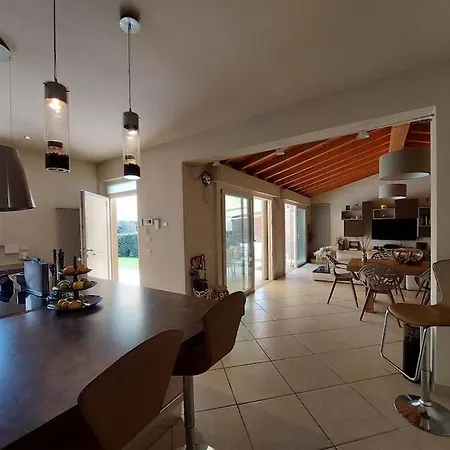 Casa Il Pino بيت للعطل *