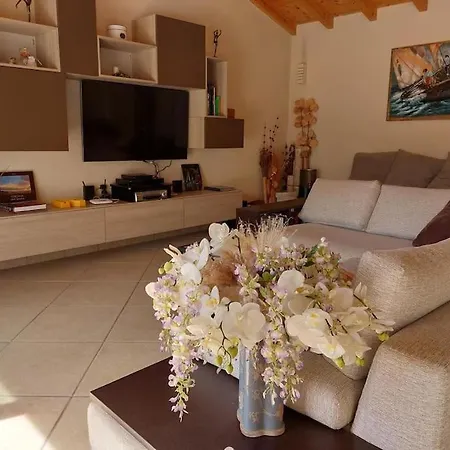 بيت للعطل Casa Il Pino كامايوري