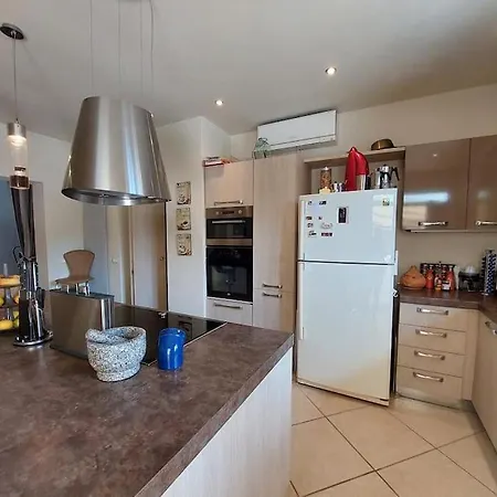 Casa Il Pino كامايوري